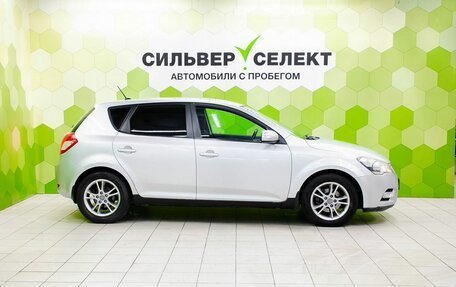 KIA cee'd I рестайлинг, 2011 год, 700 000 рублей, 8 фотография