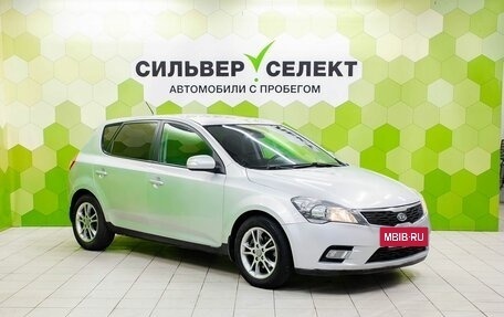 KIA cee'd I рестайлинг, 2011 год, 700 000 рублей, 5 фотография