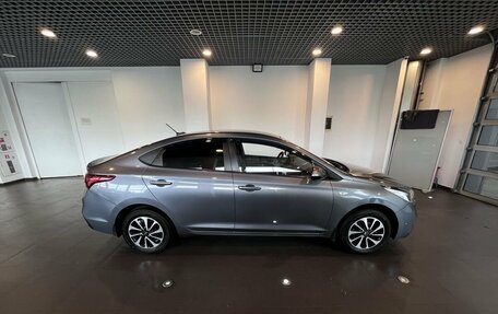 Hyundai Solaris II рестайлинг, 2018 год, 1 275 000 рублей, 2 фотография