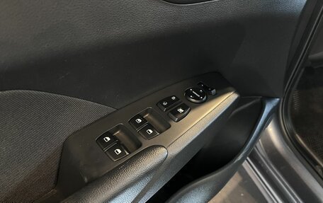 Hyundai Solaris II рестайлинг, 2018 год, 1 275 000 рублей, 22 фотография