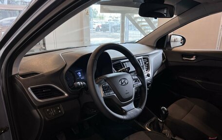 Hyundai Solaris II рестайлинг, 2018 год, 1 275 000 рублей, 23 фотография