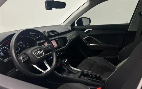 Audi Q3, 2022 год, 2 325 000 рублей, 12 фотография