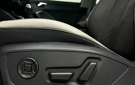 Audi Q3, 2022 год, 2 325 000 рублей, 22 фотография