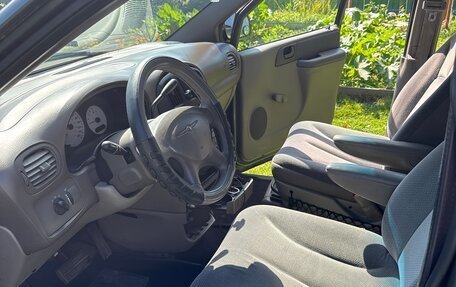 Chrysler Voyager IV, 2002 год, 350 000 рублей, 6 фотография