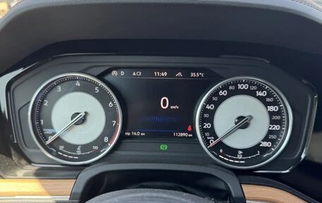 Volkswagen Touareg III, 2018 год, 4 290 000 рублей, 10 фотография