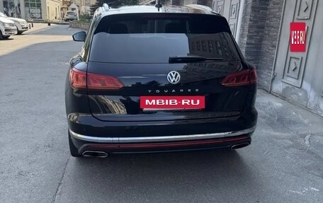 Volkswagen Touareg III, 2018 год, 4 290 000 рублей, 5 фотография