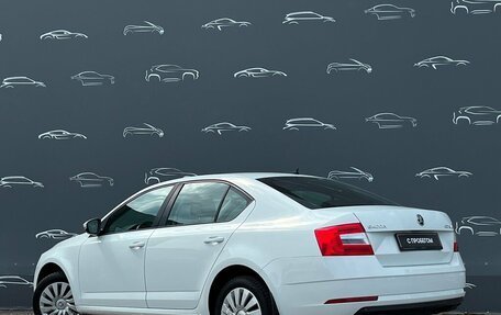 Skoda Octavia, 2018 год, 998 600 рублей, 4 фотография