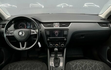 Skoda Octavia, 2018 год, 998 600 рублей, 6 фотография