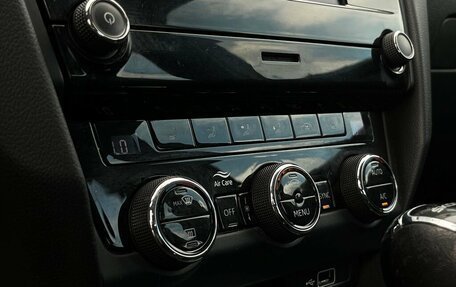 Skoda Octavia, 2018 год, 998 600 рублей, 15 фотография