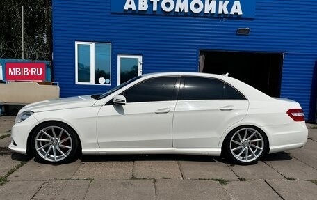 Mercedes-Benz E-Класс, 2011 год, 1 395 000 рублей, 5 фотография