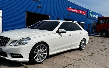 Mercedes-Benz E-Класс, 2011 год, 1 395 000 рублей, 6 фотография