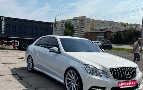Mercedes-Benz E-Класс, 2011 год, 1 395 000 рублей, 7 фотография