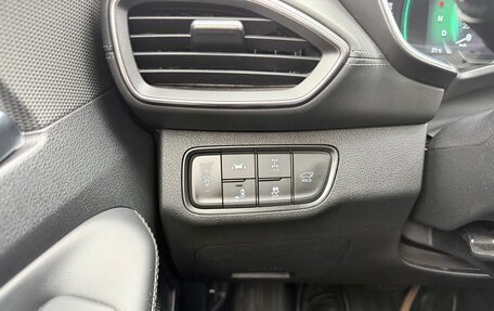Hyundai Santa Fe IV, 2018 год, 3 100 000 рублей, 9 фотография