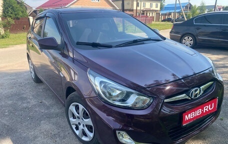 Hyundai Solaris II рестайлинг, 2014 год, 399 000 рублей, 1 фотография