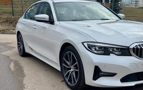 BMW 3 серия, 2019 год, 2 750 000 рублей, 10 фотография