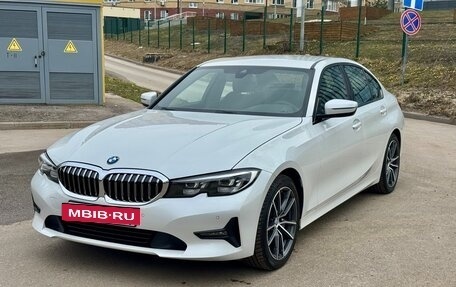 BMW 3 серия, 2019 год, 2 750 000 рублей, 4 фотография