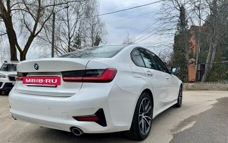 BMW 3 серия, 2019 год, 2 750 000 рублей, 15 фотография