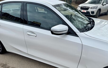 BMW 3 серия, 2019 год, 2 750 000 рублей, 17 фотография