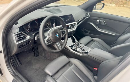 BMW 3 серия, 2019 год, 2 750 000 рублей, 24 фотография