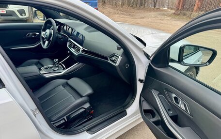 BMW 3 серия, 2019 год, 2 750 000 рублей, 29 фотография