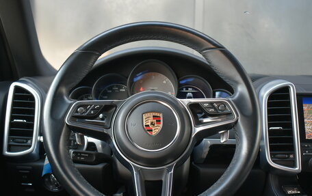 Porsche Cayenne III, 2016 год, 5 500 000 рублей, 15 фотография