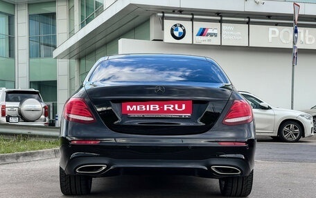 Mercedes-Benz E-Класс, 2019 год, 3 099 000 рублей, 7 фотография