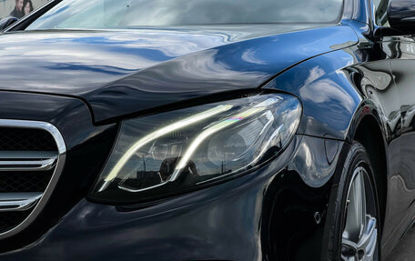 Mercedes-Benz E-Класс, 2019 год, 3 099 000 рублей, 18 фотография