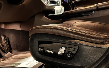 BMW 7 серия, 2018 год, 3 740 000 рублей, 2 фотография