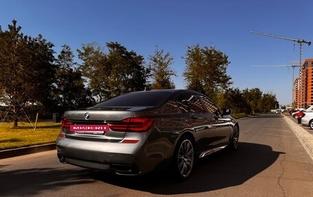 BMW 7 серия, 2018 год, 3 740 000 рублей, 10 фотография