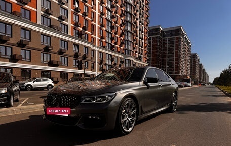 BMW 7 серия, 2018 год, 3 740 000 рублей, 12 фотография