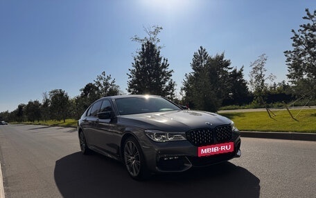 BMW 7 серия, 2018 год, 3 740 000 рублей, 13 фотография