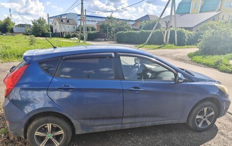 Hyundai Solaris II рестайлинг, 2011 год, 500 000 рублей, 8 фотография