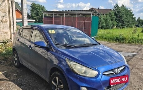 Hyundai Solaris II рестайлинг, 2011 год, 500 000 рублей, 4 фотография