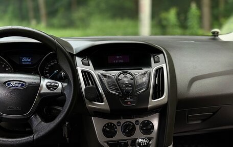 Ford Focus III, 2011 год, 820 000 рублей, 9 фотография