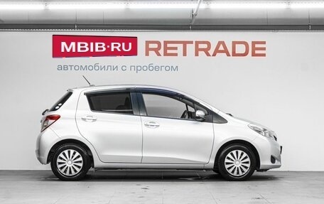 Toyota Vitz, 2011 год, 799 000 рублей, 5 фотография