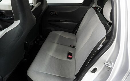 Toyota Vitz, 2011 год, 799 000 рублей, 14 фотография