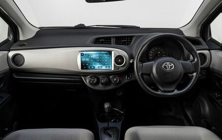 Toyota Vitz, 2011 год, 799 000 рублей, 15 фотография