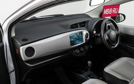 Toyota Vitz, 2011 год, 799 000 рублей, 12 фотография