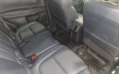 Mitsubishi Outlander III рестайлинг 3, 2021 год, 2 364 706 рублей, 14 фотография