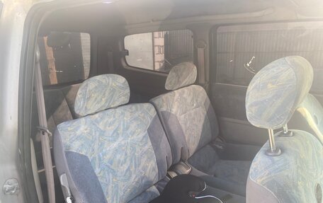 Nissan Serena II, 2000 год, 575 000 рублей, 5 фотография