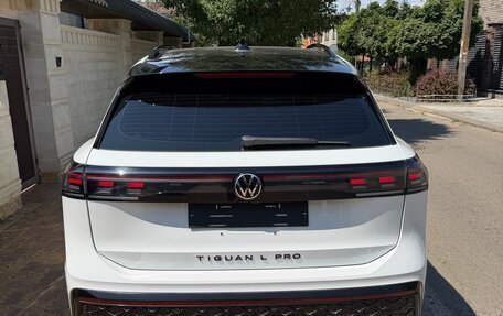 Volkswagen Tiguan, 2025 год, 4 390 000 рублей, 2 фотография