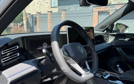 Volkswagen Tiguan, 2025 год, 4 390 000 рублей, 8 фотография