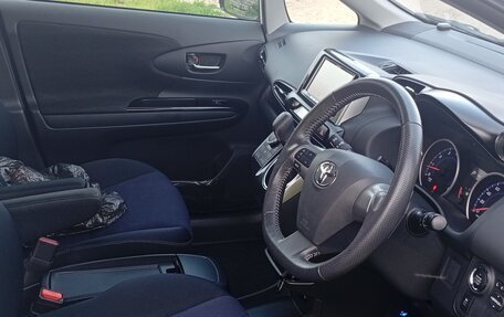 Toyota Wish II, 2012 год, 1 360 000 рублей, 12 фотография