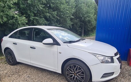 Chevrolet Cruze II, 2011 год, 450 000 рублей, 2 фотография