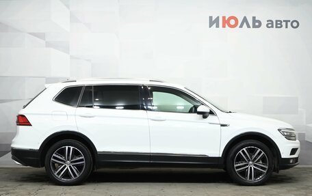 Volkswagen Tiguan II, 2020 год, 3 325 000 рублей, 8 фотография
