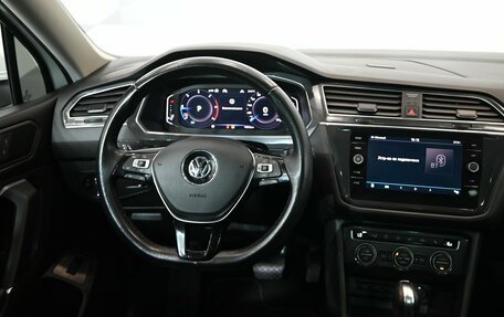 Volkswagen Tiguan II, 2020 год, 3 325 000 рублей, 11 фотография