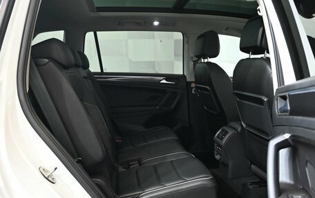 Volkswagen Tiguan II, 2020 год, 3 325 000 рублей, 18 фотография