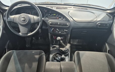 Chevrolet Niva I рестайлинг, 2017 год, 590 000 рублей, 24 фотография