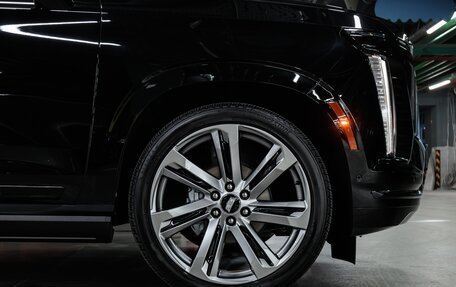 Cadillac Escalade V, 2025 год, 18 490 000 рублей, 8 фотография