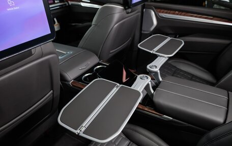 Cadillac Escalade V, 2025 год, 18 490 000 рублей, 25 фотография